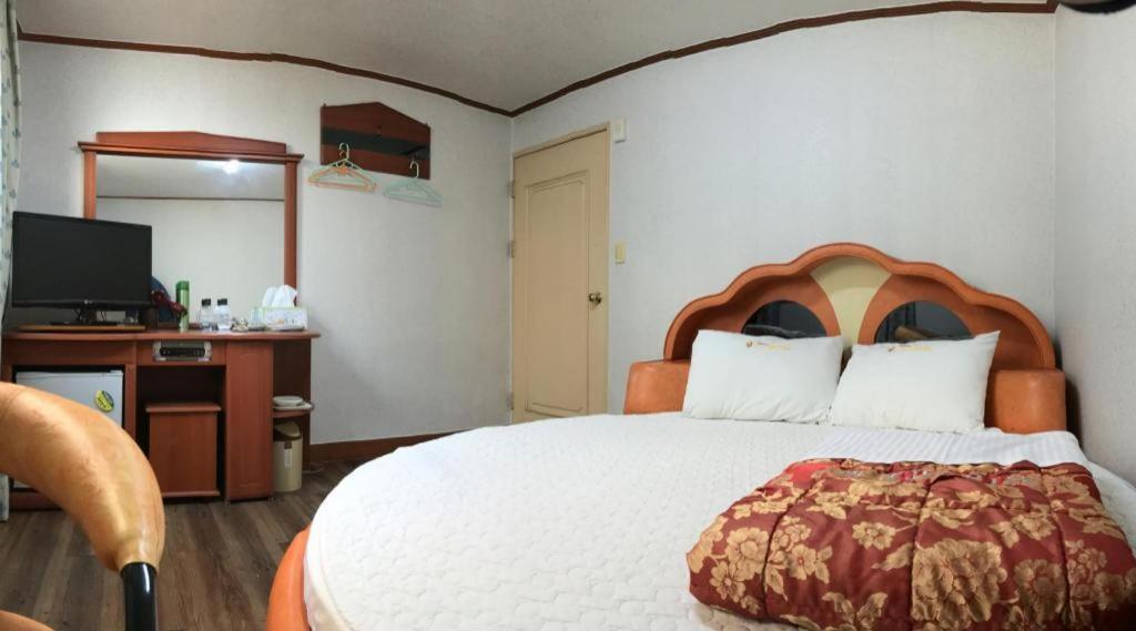 J Motel Busan Eksteriør billede