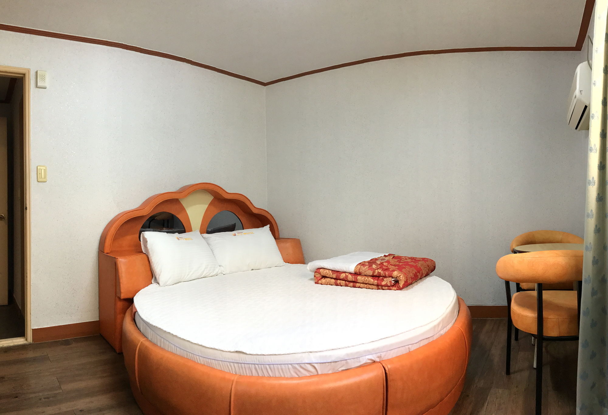 J Motel Busan Eksteriør billede